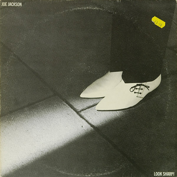 Image of Front Cover of LP - VG+/VG+ - JOE JACKSON, Look Sharp! (A&M Records; AMLH 64743, UK 1979, Textured Sleeve, Inner), Bumped corner - tiny bit of edgewear. A handful of light hairlines only.,  - 2326055E