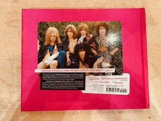 Image of Back Cover of Book - VG+/VG+ - BOB GRUEN, LEGS MCNEIL, New York Dolls: The Photographs of Bob Gruen (Abrams Image; , US 2008, Stickered Satin Padded Cover, SIGNED by Bob Gruen), ,  - 2856021S