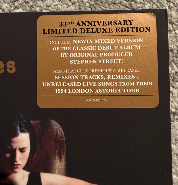 Image of Label Cover of 3xLP - VG+/EX - THE CRANBERRIES, Everybody Else Is Doing It, So Why Can't We? (Island Records; 602488315746, Europe 2026 Reissue, Textured Triple Gatefold, 3 Inners + Insert), One of the inners has a partially frayed seam. Not in shrinkwrap with hype sticker and barcode anymore but it's included (torn).,  - 2326279E