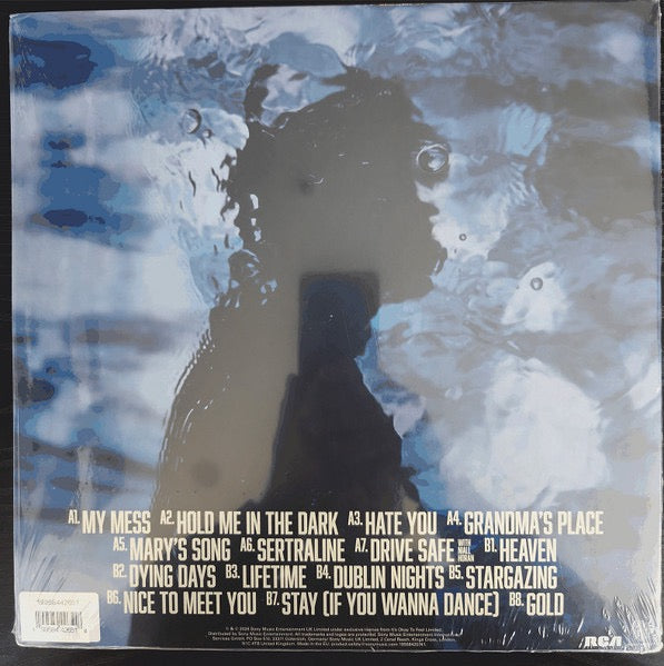 Image of Back Cover of LP - NEW/NEW - MYLES SMITH, My Mess, My Heart, My Life (RCA; 19958442651, Europe 2026, Gatefold, Booklet, Luton Edition Blue & Orange LP), , British singer-songwriter Myles Smith has emerged as one of the UK s most compelling new voices, blending heartfelt songwriting with melodic sincerity. His global hit  Stargazing  became the longest-running charting track by a UK artist on the Billboard Hot 100 in 2024, contributing to almost 2 billion streams worldwide. He recently released  Dri