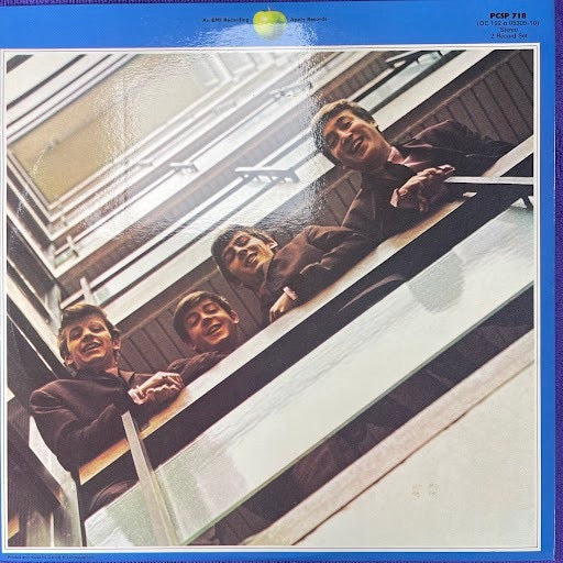 Image of Back Cover of 2xLP - VG/VG - THE BEATLES, 1967-1970 (Apple Records; PCSP 718, UK 1973, Laminated Gatefold Sleeve, 2 Inners With Four Cut Corners), ,  - 2416384C
