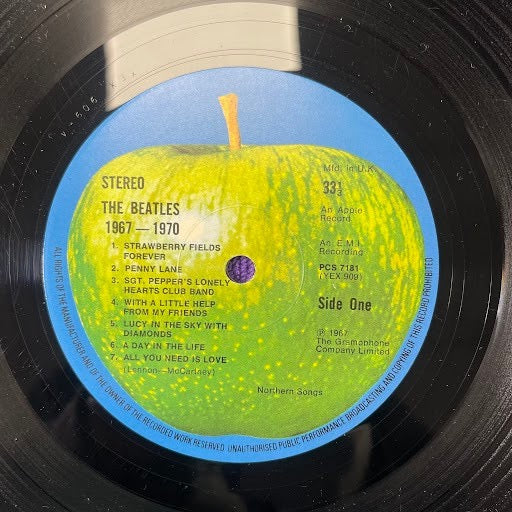 Image of Label Cover of 2xLP - VG/VG - THE BEATLES, 1967-1970 (Apple Records; PCSP 718, UK 1973, Laminated Gatefold Sleeve, 2 Inners With Four Cut Corners), ,  - 2416384C