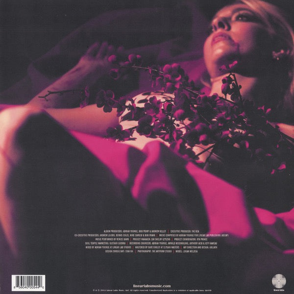 Image of Back Cover of LP - VG+/VG+ - ADRIAN YOUNGE CON GHOSTFACE KILLAH, Dodici Ragioni Per Morire (Strumentale) (Linear Labs; LL019, US 2015 Reissue), Subtle crease to sleeve.,  - 2416580C