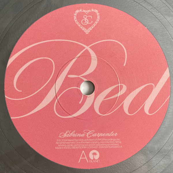Image of Label Cover of 7" - M/M - SABRINA CARPENTER, Bed Chem (Island Records ; 00602475459460, Europe 2025, Picture Sleeve, Silver Vinyl), SEALED,  - 2526304E
