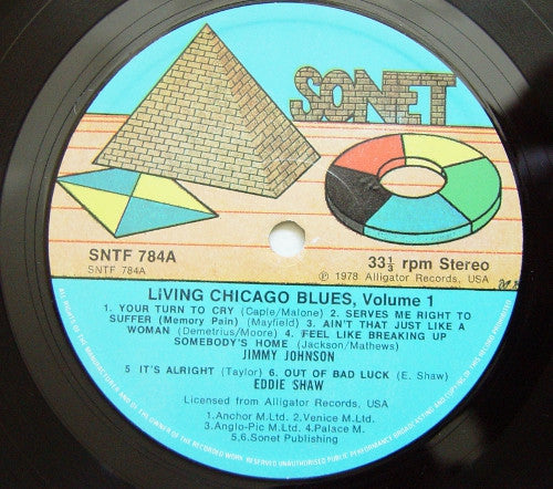 Image of Label Cover of LP - VG/VG - THE JIMMY JOHNSON BLUES BAND / EDDIE SHAW AND THE WOLF GANG / LEFT HAND FRANK AND HIS BLUES BAND, Living Chicago Blues - Volume 1 (Sonet; SNTF 784, UK 1978), Edge and ring wear. ,  - 2526442E