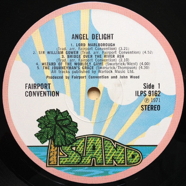 Image of Label Cover of LP - VG/VG+ - FAIRPORT CONVENTION, Angel Delight (Island Pink Rim; ILPS9162, UK 1971, Textured Gatefold Sleeve), Foxing, light staining, edge wear, flattened spine.,  - 2246342S