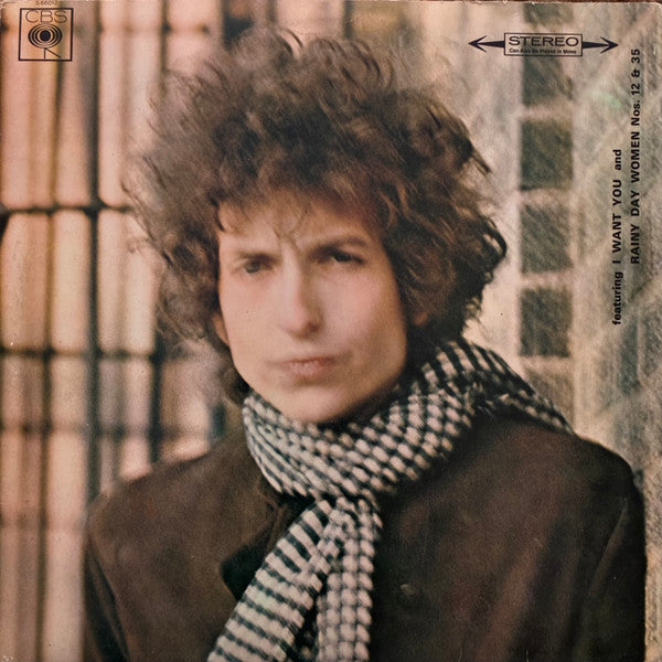 Image of Front Cover of 2xLP - VG/VG - BOB DYLAN, Blonde On Blonde (CBS; S 66012, Europe 1975 Reissue, Gatefold, "Made in Holland" on Sleeve and Labels), Old sticker on cover. Light marks on discs.,  - 2846082S