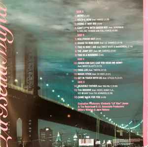 Image of Back Cover of 2xLP - VG/VG - LIL' KIM, La Bella Mafia (Atlantic; 83572-1, US 2003, Picture Sleeve), light marks only. w/ insert. few signs of wear to sleeve - minor,  - 2946079S