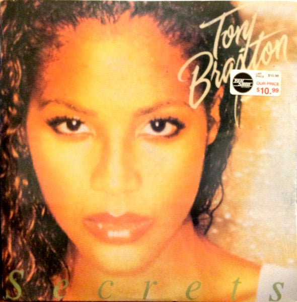 Image of Front Cover of LP - EX/VG+ - TONI BRAXTON, Secrets (LaFace Records; 73008 26020 2, Jamaica 1996), Light production scuffs, plays great. Sleeve in nice shape. Rare JA press.,  - 3026203E