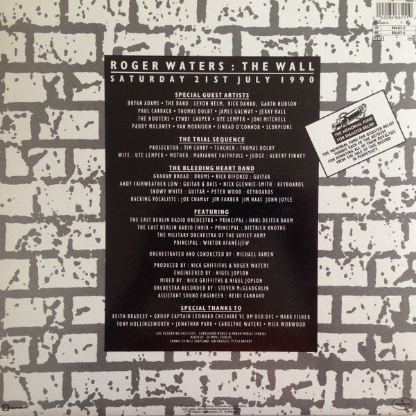 Image of Back Cover of 2xLP - VG/VG - ROGER WATERS, The Wall (Live In Berlin) (Mercury; 846 611-1, Europe 1990, Gatefold, 2 Inners), Hairlines, seam splits on inners, sticker on one inner, edge wear,  - 3146200S