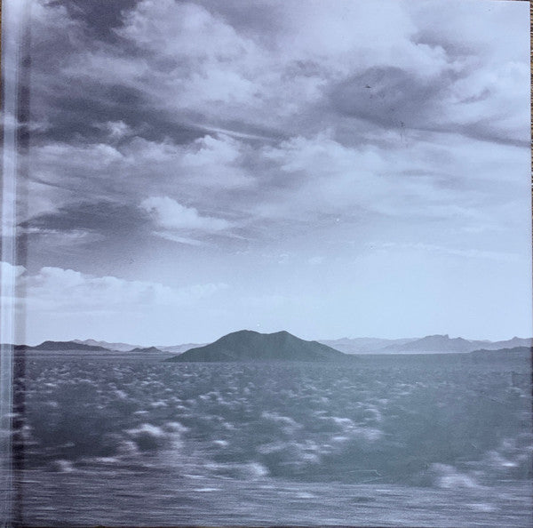 Image of Front Cover of 3xCD - VG+/EX - R.E.M., New Adventures In Hi-Fi (Craft Recordings; CR00439, Worldwide 2021, Book Sleeve, Deluxe 25th Anniverary With Blu-Ray), ,  - 3156089S