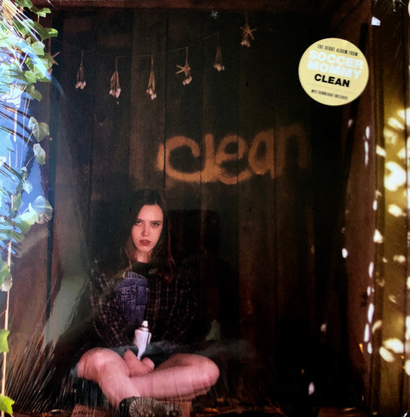 Image of Front Cover of LP - VG+/VG+ - SOCCER MOMMY, Clean (Fat Possum Records; FP1652-1, US 2018, Insert, Clear vinyl), ,  - 3126359E