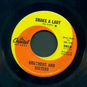 Image of Back Cover of 7" - /EX - BROTHERS AND SISTERS, The Ali Shuffle / Shake A Lady (Capitol Records; 5818, US 1967), ,  - 3256137S