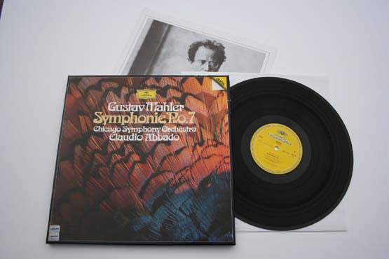 Image of Back Cover of 2xLP - VG+/VG+ - CLAUDIO ABBADO, CHICAGO SYMPHONY ORCHESTRA, Mahler: Symphonie No. 7 (Deutsche Grammophon; 413 773-1, Germany 1984, Box Set, Booklet), ,  - 3226324E