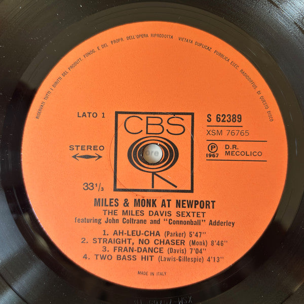 Image of Label Cover of LP - VG/VG - THE MILES DAVIS SEXTET & THE THELONIOUS MONK QUARTET, Miles & Monk At Newport (CBS; S 62389, Italy ), ,  - 3326075E