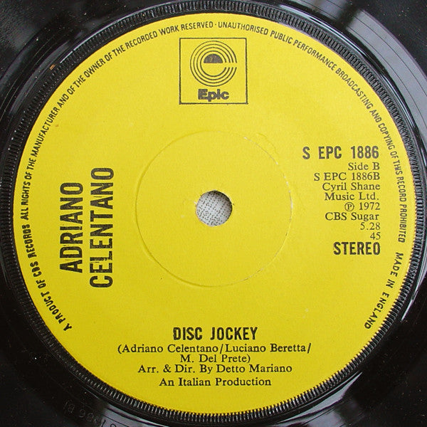 Image of Back Cover of 7" - VG/VG+ - ADRIANO CELENTANO, Prisencolinensinainciusol / Disc Jockey (Epic ; S EPC 1886, UK 1973, Company Sleeve), Surface Mark Which Does Not Sound, Damage To Sleeve Opening,  - 3326167E