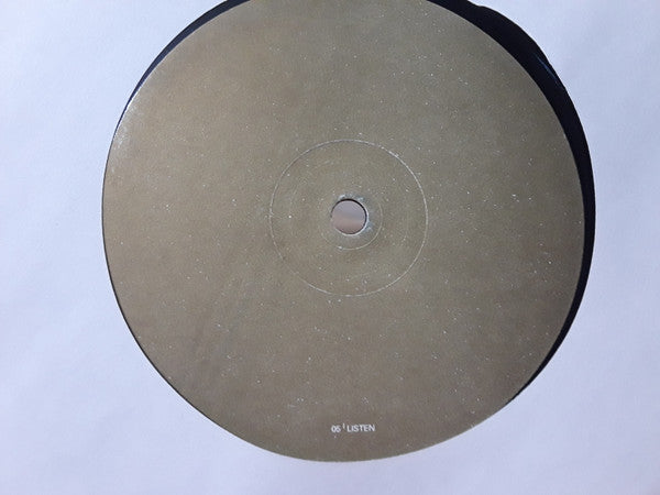 Image of Back Cover of 12" - /VG - DIRTY JESUS, Cut A Rug EP (Paper Recordings; PAP 003, UK 1996, White Label, Press Release), , No info / credits print on labels... only notes PAPER RECORDINGS ...on A side label and 05 Listen in very small print at edge of B side label. - 3326246E