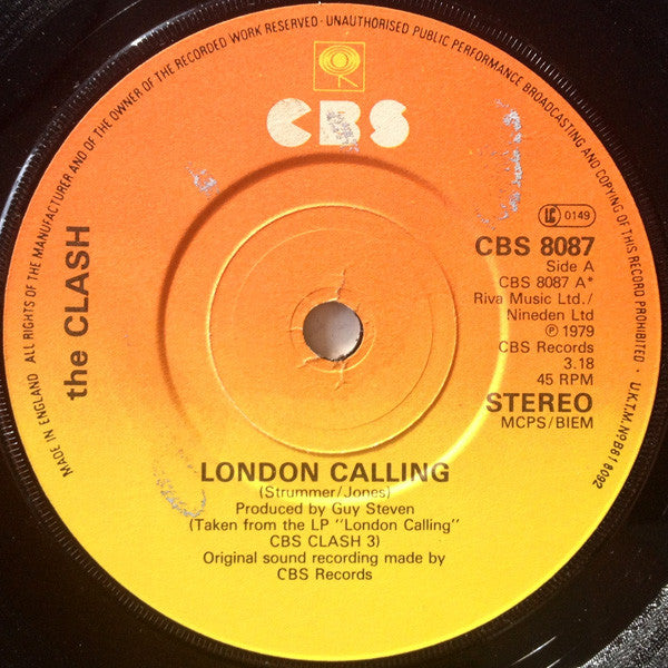 Image of Front Cover of 7" - VG+/VG - THE CLASH, London Calling / Armagideon Time (CBS Sunburst Labels With U.K.T.M. Rim Text; CBS 8087, UK 1979, Company Sleeve, Solid Centre), Strong VG, Nice & Glossy,  - 3416345C