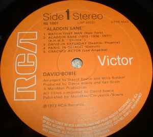 Image of Label Cover of LP - VG/VG - DAVID BOWIE, Aladdin Sane (RCA Victor; RS 1001, UK 1970s Reissue, Gatefold, Inner), Light marks, names written on back cover, edge wear, sticker mark,  - 3546003S