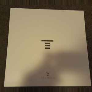 Image of Back Cover of 12" EP - VG/VG+ - THE JAPANESE HOUSE, Pools To Bathe In (Dirty Hit; DH00087, Europe 2015, Orange Vinyl), Feint ring wear,  - 3646009S