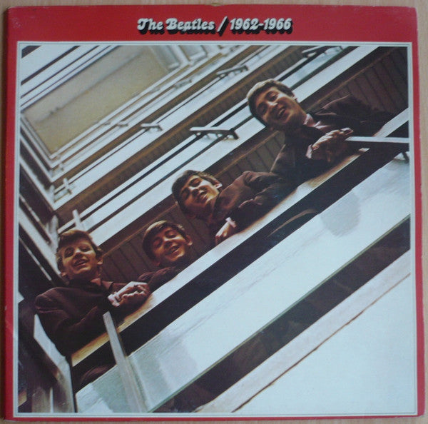 Image of Front Cover of 2xLP - VG/VG - THE BEATLES, 1962-1966 (Apple Records; PCSP 717, UK 1983 Reissue, Gatefold, 2 Inners), ,  - 3626041E