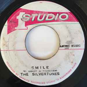 Image of Front Cover of 7" - /G+ - THE SILVERTONES, Smile (Studio One; none, Jamaica 1977), Lots of marks. Minimal background clicks. Label wear. WOL.,  - 3626341E