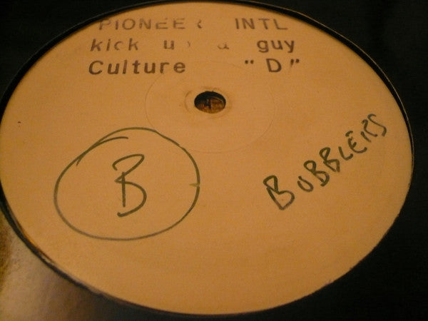 Image of Front Cover of 12" - /VG+ - CULTURE D, Kick Up A Guy (Pioneer International; MP-001, UK 1990s, White Label), Shiny clean.,  - 3726215E
