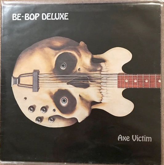 Image of Front Cover of LP - VG/VG+ - BE-BOP DELUXE, Axe Victim (Harvest Green, EMI On Rim, EMI Box; SHVL 813, UK 1974, Gatefold, EMI Press), ,  - 3726355E