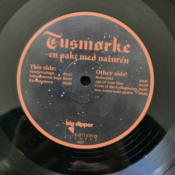 Image of Label Cover of LP - EX/EX - TUSM RKE, En Pakt Med Naturen (Karisma Records ; KAR292LP, Norway 2025, Insert), Opened Instore, Still In Shrinkwrap,  - 3826169E