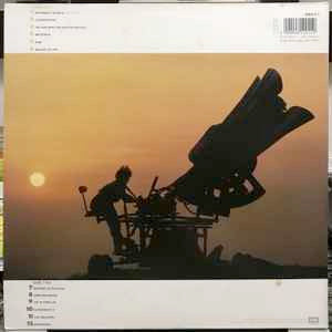 Image of Back Cover of LP - VG/G+ - KATE BUSH, The Whole Story (EMI; KBTV 1, UK 1986, Gatefold, Black Inner), Grubby sleeve.,  - 2216135C