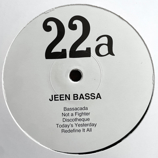 Image of Label Cover of LP - VG/VG - JEEN BASSA, Time Waves (22a; 22a008, UK 2015), Strong VG with signs of residue on sleeve and hariline marks on vinyl, plays VG+.,  - 3846316S