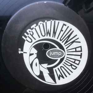 Image of Back Cover of 12" - /VG - JUMP, Funkatarium / Groovalution (Dark Records ; DRK 001, UK 1992), light marks only,  - 3946218S