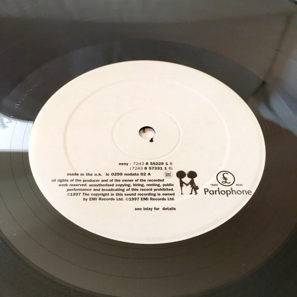 Image of Label Cover of 2xLP - VG/VG+ - RADIOHEAD, OK Computer (Parlophone; NODATA 02, UK 1998 Reissue, Promo Stickered Back Sleeve, Gatefold, 2 Inners), Ring Wear, Light Sleeve Wear, Light Corner Dints,  - 3946254S