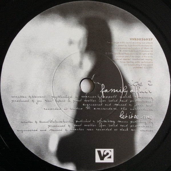 Image of Label Cover of 7" - VG/VG+ - PAUL WELLER, Wishing On A Star (V2; VVR5026927, UK 2004, Picture Sleeve, Two Track Version. Numbered, Limited Edition), No. 2598. Bottom left corner crease.,  - 4016133C
