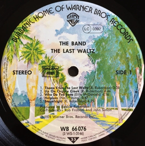 Image of Label Cover of 3xLP - VG/VG - THE BAND, The Last Waltz (WB Burbank, 33 in triangle at Bottom of label; WB 66 076, France 1978, Textured Sleeve, 3 Inners, Booklet, SACEM Rights Box), ,  - 4026046E
