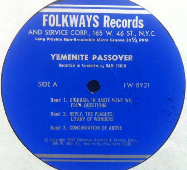 Image of Label Cover of LP - VG/VG - SAM ESKIN, Hagadah: Yemenite Home Passover (Folkways Records ; FW 8921, US 1957, Folkways style sleeve, Booklet, No Fold Over From Front Sleeve To Rear), Tape Residue On Sleeve,  - 4026232E