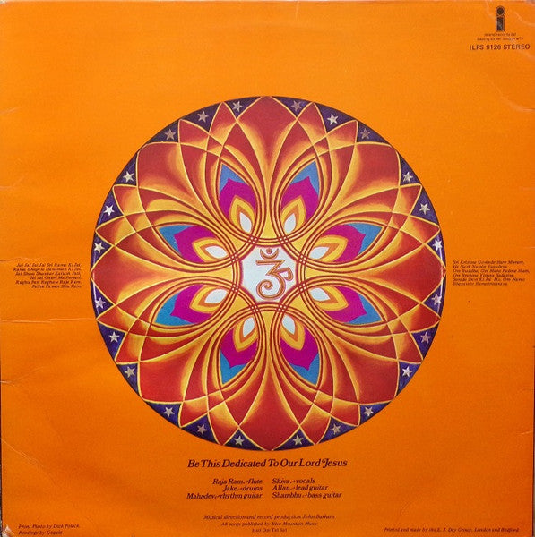 Image of Back Cover of LP - VG/VG - QUINTESSENCE, Quintessence (Island Records; ILPS 9128, UK 1970, Laminated Tri-Fold), Hairlines. Laminate creasing, light edge wear, small sticker damage to front of sleeve. ,  - 4146162S