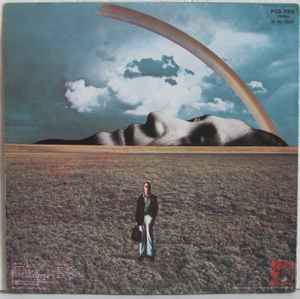 Image of Back Cover of LP - VG/VG+ - JOHN LENNON, Mind Games (Apple Records; PCS 7165, UK 1970s Reissue, Inner with 3 Cut Corners, 33 1/3 is followed by "rpm", "An Apple Record" is missing), Edge & ring wear, tear on Inner,  - 4146179S