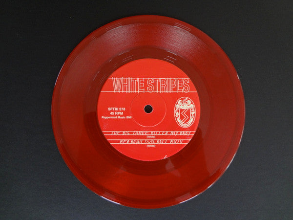 Image of Label Cover of 7" - VG+/VG+ - THE WHITE STRIPES, The Big Three Killed My Baby (Sympathy For The Record Industry; SFTRI 578, US 1999, Fold Over Sleeve, Red Transparent), Very light corner wear,  - 4156146S