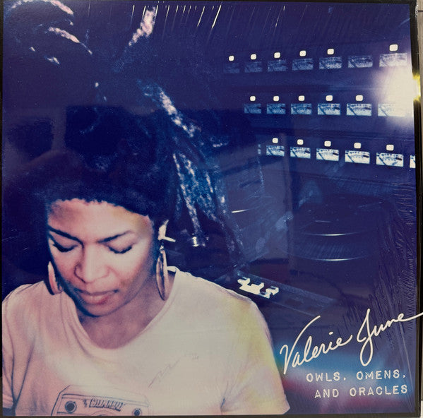 Image of Front Cover of LP - VG+/VG+ - VALERIE JUNE, Owls, Omens, And Oracles (Concord Records; CRE02872, US 2025, Inner & Insert), Still In Opened Shrinkwrap,  - 4246020S