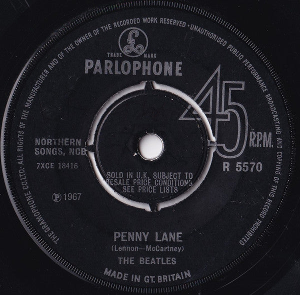 Image of Back Cover of 7" - VG+/EX - THE BEATLES, Strawberry Fields Forever / Penny Lane (EMI; R 5570, UK 1967, Company Sleeve, Knock Out Centre), Nice Copy,  - 4226140E