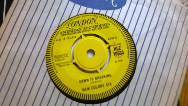 Image of Back Cover of 7" - VG+/VG - NEW COLONY SIX, I Confess / Dawn Is Breaking (London Records ; HLZ 10033, UK 1966, Promo, Company Sleeve, Mono), ,  - 4226102E