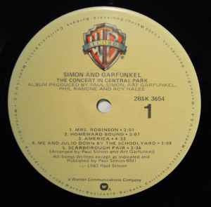 Image of Label Cover of 2xLP - G+/G+ - SIMON & GARFUNKEL, The Concert In Central Park (Warner Bros. Records; 2BSK 3654, US 1982, Gatefold, Booklet, Winchester pressing), Creasing, ring and edge wear. Some wear to labels.  ,  - 4326367E