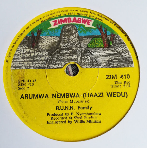 Image of Back Cover of 7" - /VG+ - R.U.N.N. FAMILY, Hatichina Wekutamba Naye / Arumwa Nembwa (Haazi Wedu) (Zimbabwe; ZIM 410, Zimbabwe 1988), ,  - 4426145E