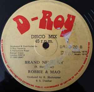 Image of Back Cover of 12" - /VG - ROBBIE & MAO, Hold Me Tight / Brand New Day (D-Roy; DRDD20, UK 1979), Strong VG,  - 3746185S