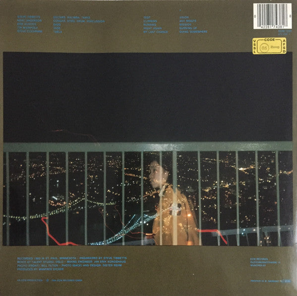 Image of Back Cover of 4724500E: LP - STEVE TIBBETTS, Safe Journey (ECM; ECM 1270, Germany 1984) About 3 very light hairlines only. Sleeve has small seam split on spine. Ringwear on the back.   VG/VG+