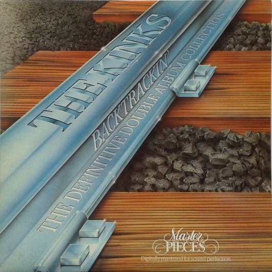 Image of Front Cover of 2xLP - VG/G+ - THE KINKS, Backtrackin' (Starblend; TRACK1, UK 1985, Gatefold), Light Marks only.,  - 2716372C