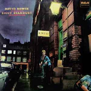 Image of Front Cover of LP - VG/VG - DAVID BOWIE, The Rise And Fall Of Ziggy Stardust And The Spiders From Mars (RCA International Green; INTS 5063, UK 1980 Reissue, Gem Production, Mainman), ,  - 2316096C