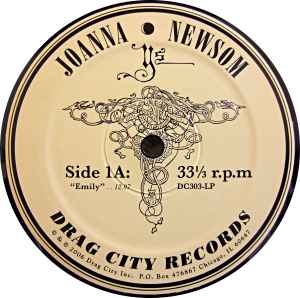 Image of Label Cover of 2xLP - NEW/NEW - JOANNA NEWSOM, Ys (Drag City; DC303, US 2006, Gatefold, Booklet), , "From the lavish orchestration courtesy of Van Dyke Parks to the richness and sheer abundance of language at Newsom's disposal, Ys is a supreme achievement."  - 2436183E