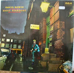 Image of Front Cover of LP - VG/G+ - DAVID BOWIE, The Rise And Fall Of Ziggy Stardust And The Spiders From Mars (RCA International Black; NL 83843, Germany 1983 Reissue, Bass Clef Embossed on B Side Label), ,  - 2526375E